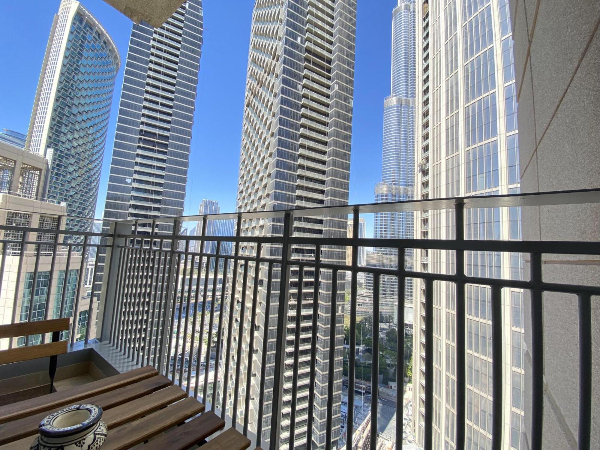 Lux Bnb Standpoint Tower Burj & Fountain Views Dubai Buitenkant foto
